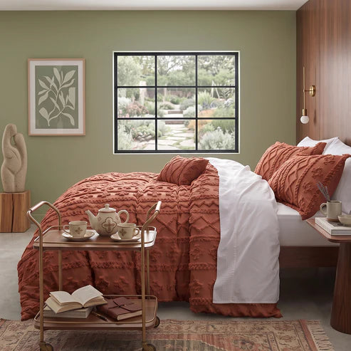 The Willow Tufted Comforter