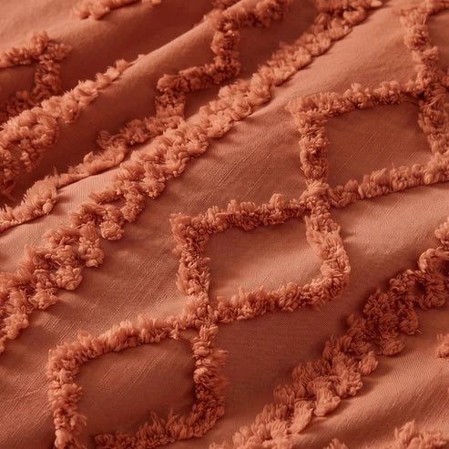The Willow Tufted Comforter